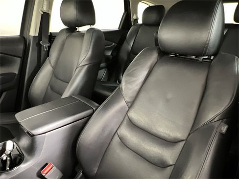Certified 2022 MAZDA CX-9 Touring w/ Touring Premium Package image 13