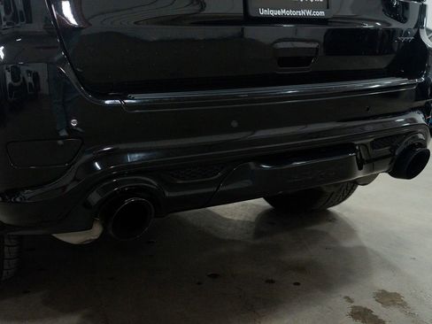 Used 2018 Jeep Grand Cherokee SRT w/ Trailer Tow Group IV image 10