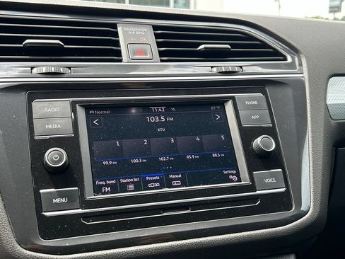 Used 2024 Volkswagen Tiguan S AWD/4WD image 16