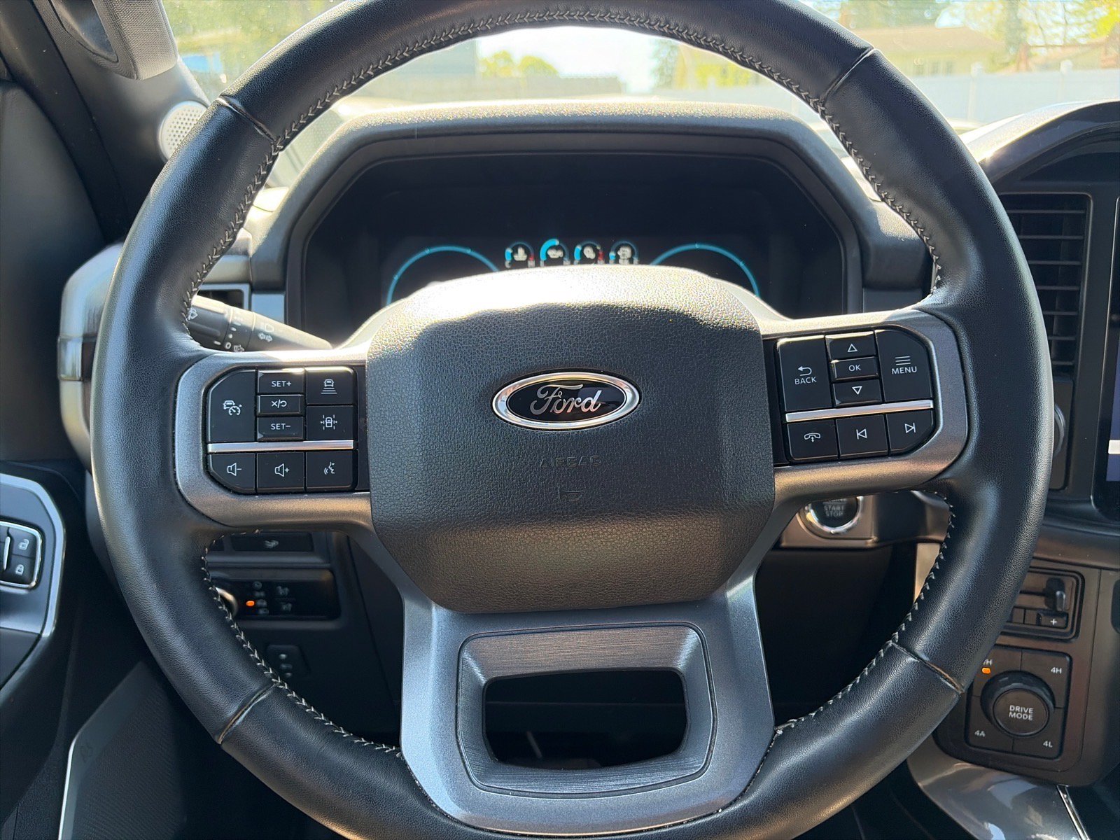 Used 2023 Ford F150 Lariat w/ Equipment Group 502A High AWD/4WD image 28