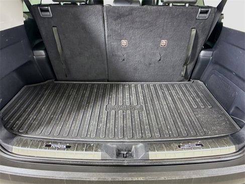 Certified 2024 Toyota Grand Highlander XLE image 26