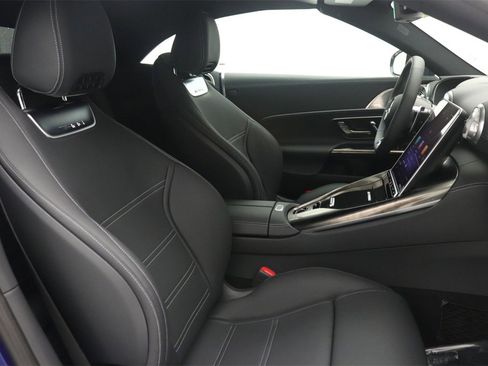 New 2026 Mercedes-Benz SL 43 AMG image 9