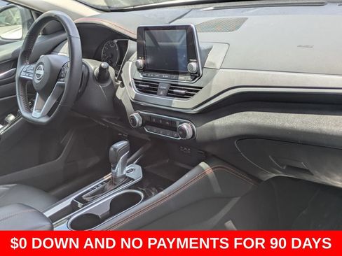 Used 2025 Nissan Altima 2.5 SR FWD image 31