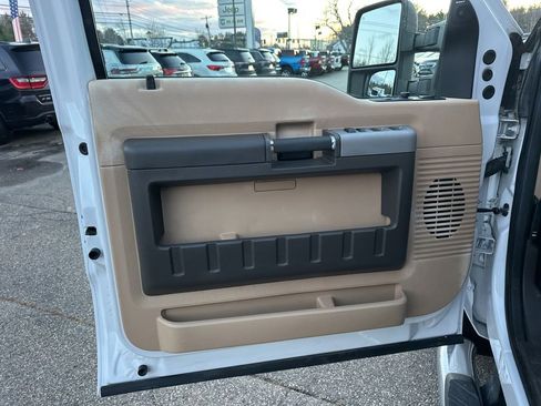 Used 2015 Ford F350 Lariat w/ Lariat Ultimate Package image 15