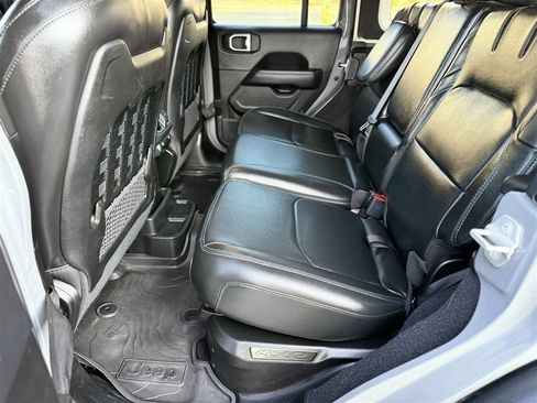 Used 2023 Jeep Wrangler Unlimited Rubicon 4xe w/ Steel Bumper Group image 22