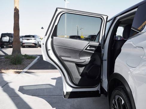 Used 2024 Mitsubishi Outlander Ralliart image 15