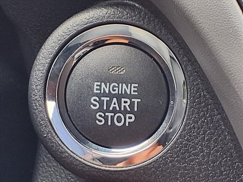 Certified 2025 Subaru Crosstrek 2.5i Limited w/ Crosstrek Mirror Package image 20