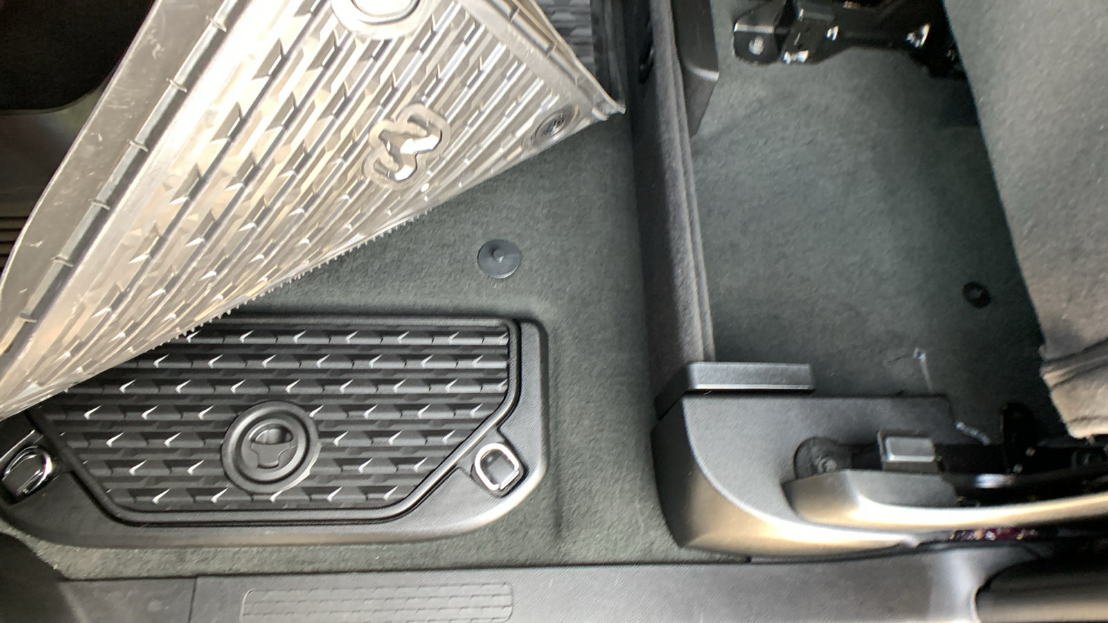 Used 2023 RAM 1500 Laramie AWD/4WD image 28