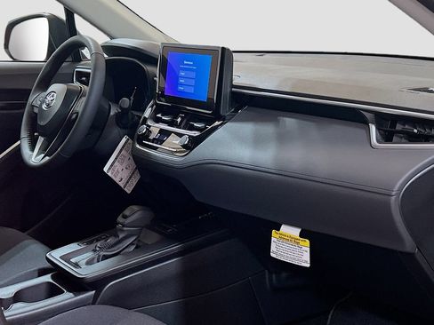 New 2026 Toyota Corolla Cross LE FWD image 26