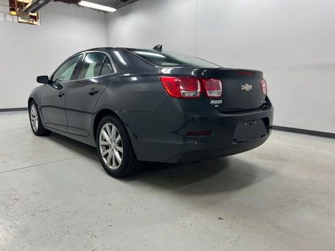 Used 2015 Chevrolet Malibu LT image 6