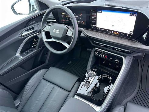 New 2025 Audi Q5 Premium Plus image 11