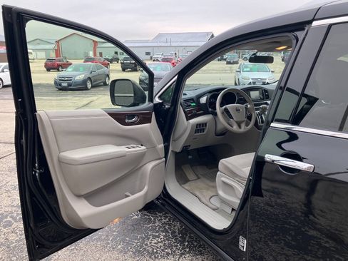 Used 2016 Nissan Quest SV FWD image 9