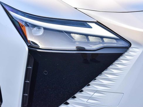 New 2026 Lexus RZ 350e 2WD image 8