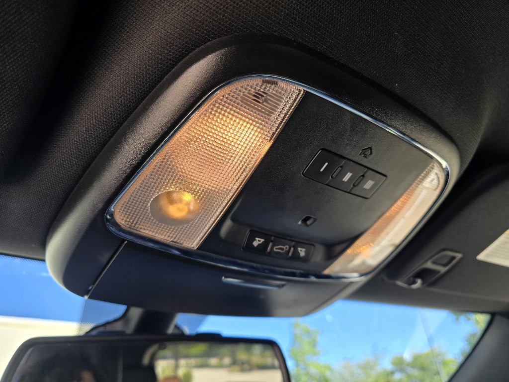 Used 2015 Jeep Grand Cherokee Limited AWD/4WD image 23
