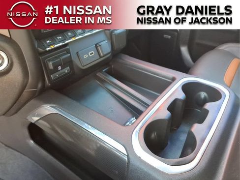 Used 2020 GMC Sierra 1500 AT4 w/ AT4 Premium Package AWD/4WD image 19