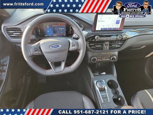 Used 2025 Ford Escape ST-Line w/ Equipment Group 301A image 4