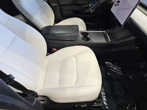 Used 2021 Tesla Model 3 Standard Range Plus RWD image 7