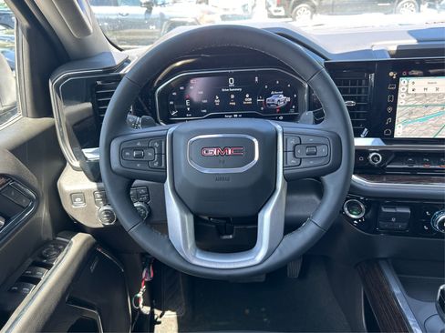 Used 2025 GMC Sierra 1500 Elevation w/ Elevation Premium Package image 21