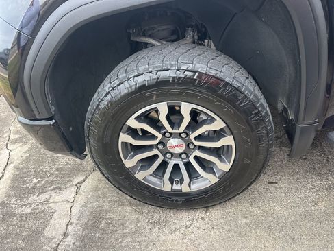 Used 2021 GMC Sierra 1500 AT4 w/ AT4 Premium Package image 7