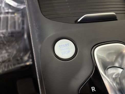 Used 2021 INFINITI QX50 Essential w/ Convenience Package image 22