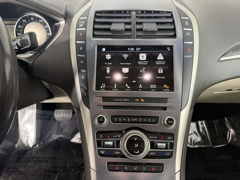 Used 2018 Lincoln MKZ Reserve w/ Climate Package image 22