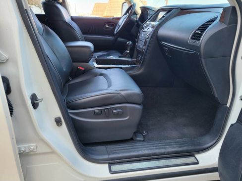Used 2017 INFINITI QX80 2WD image 16