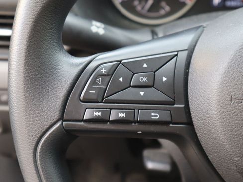 Used 2024 Nissan Sentra S FWD image 11