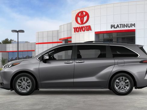 New 2026 Toyota Sienna XLE FWD image 4
