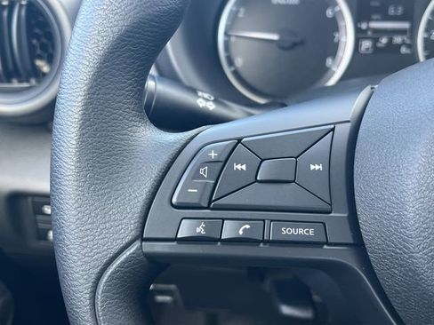 New 2025 Nissan Kicks Play S image 12