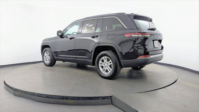 Used 2024 Jeep Grand Cherokee Laredo RWD image 6