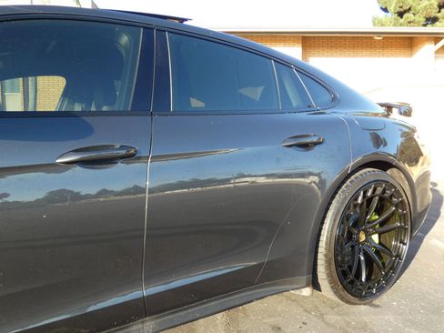 Used 2018 Porsche Panamera 4 image 13