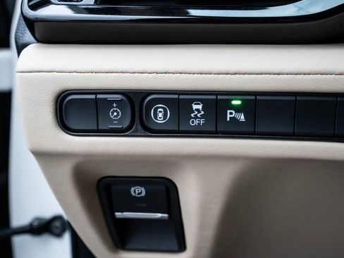 Certified 2023 Acura MDX SH-AWD w/ Technology Package image 30