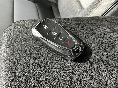 Used 2025 Chevrolet TrailBlazer LT image 32