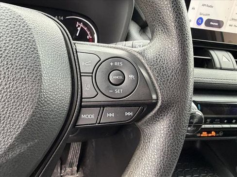 Used 2024 Toyota RAV4 XLE image 17