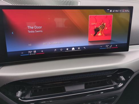 Certified 2025 BMW i4 xDrive40i w/ M Sport Package image 21