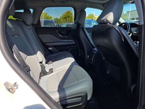 Certified 2022 Lincoln Corsair AWD w/ Premium Package image 9