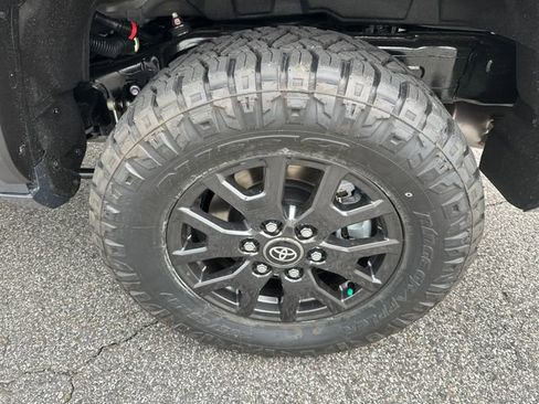 New 2026 Toyota 4Runner SR5 RWD image 9