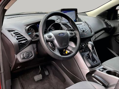 Used 2015 Ford Escape SE FWD image 18