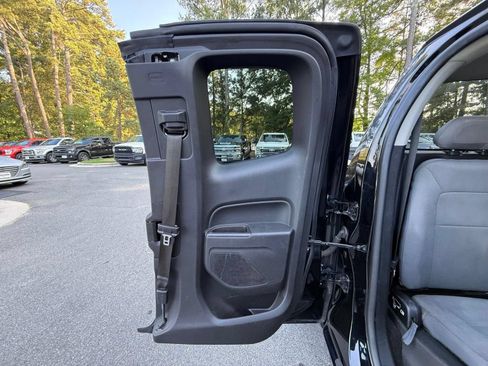 Used 2017 Chevrolet Colorado W/T w/ WT Convenience Package RWD image 22