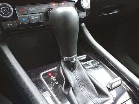 Used 2023 Jeep Compass Limited AWD/4WD image 14