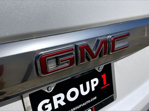 Used 2024 GMC Yukon Denali w/ Denali Reserve Package AWD/4WD image 31