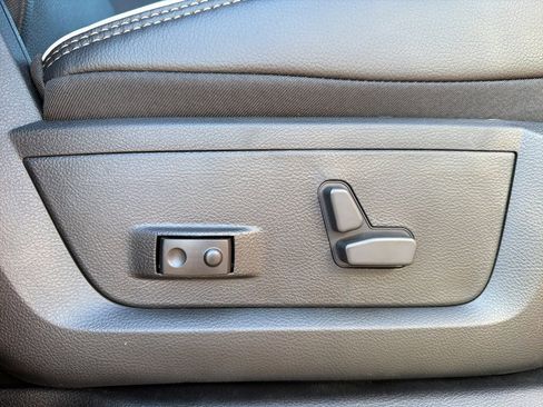 New 2026 RAM 3500 Big Horn w/ Laramie Trim Package image 31