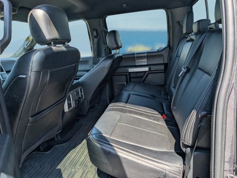 Used 2020 Ford F150 Lariat image 14