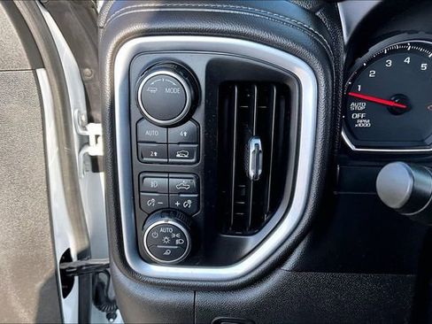 Used 2020 Chevrolet Silverado 1500 LTZ w/ LTZ Convenience Package image 16