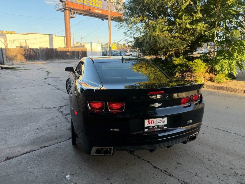 Used 2013 Chevrolet Camaro LS RWD image 7