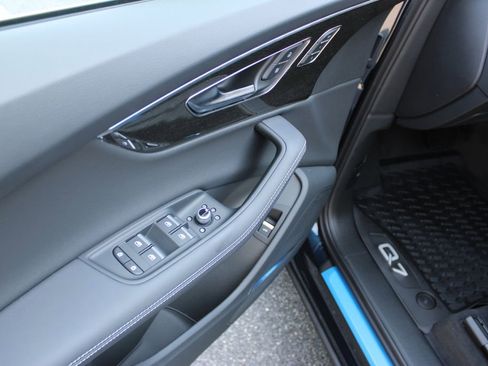 New 2025 Audi Q7 3.0T Premium Plus AWD/4WD image 29