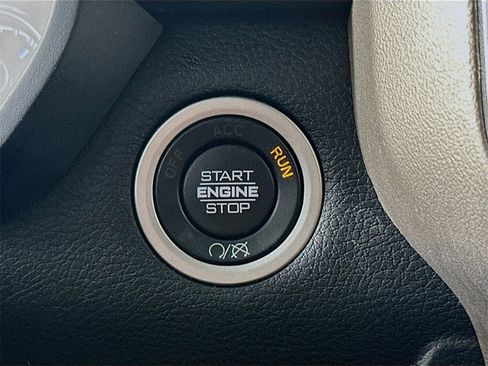 Used 2024 RAM 2500 Laramie image 27