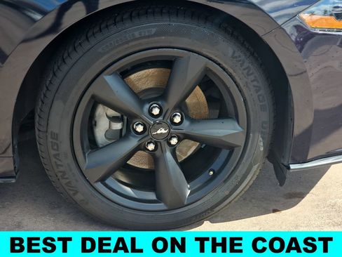 Used 2022 Ford Mustang Coupe RWD image 37