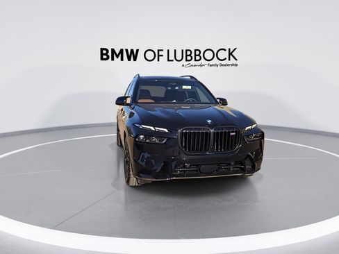 New 2026 BMW X7 M60i image 2