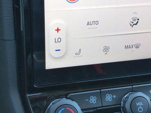 New 2025 Ford Ranger XLT w/ Equipment Group 301A High image 23